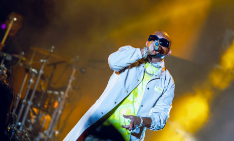 Sean Paul shines after pre-concert downpour
